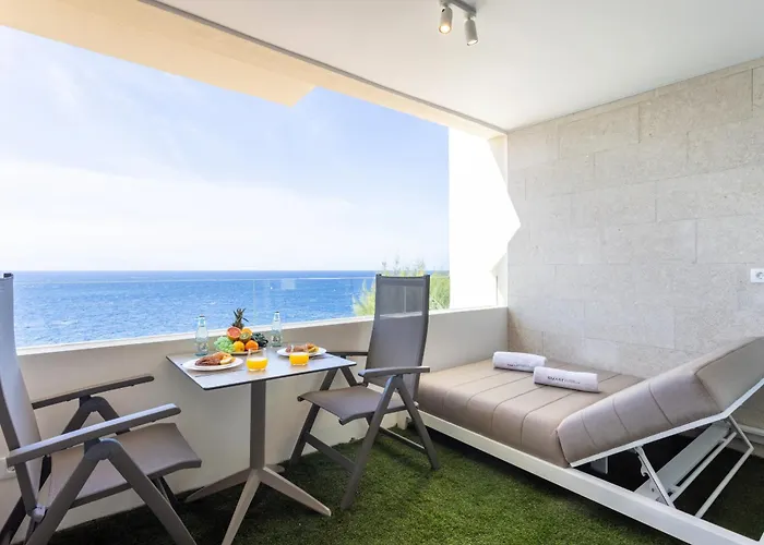 Butan * Callao Salvaje